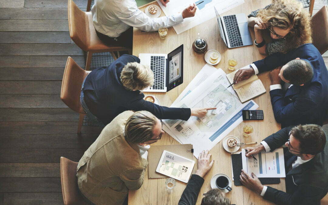 Quelle est la différence entre une Data Fabric et le Data Mesh ?