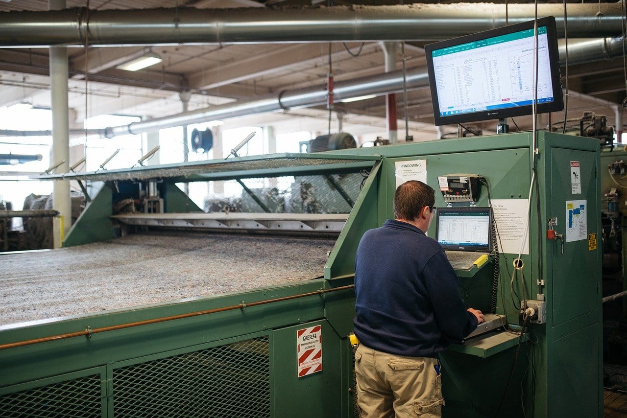 iot-in-manufacturing iot-in-manufacturing
